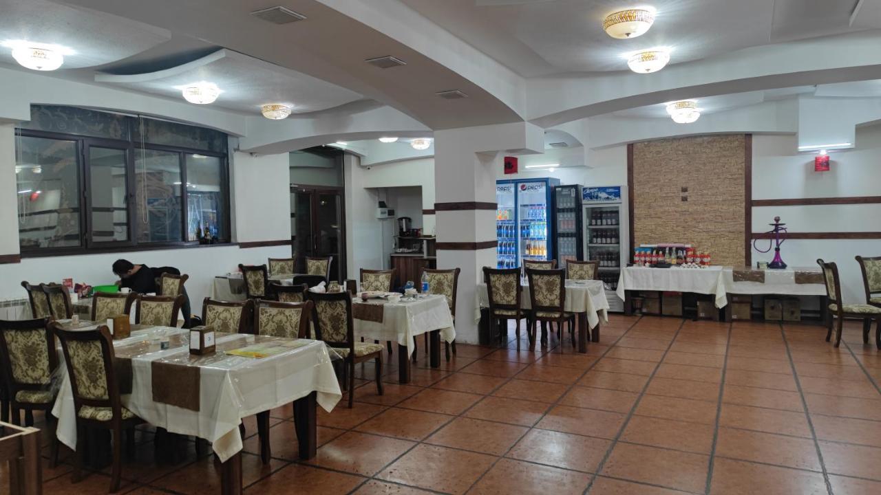 Bishkek Villa Hotel エクステリア 写真