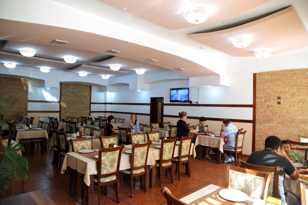Bishkek Villa Hotel エクステリア 写真