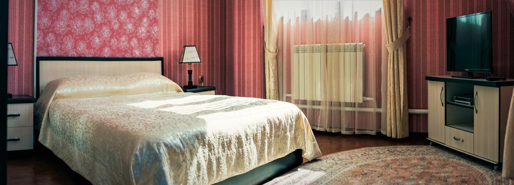 Bishkek Villa Hotel エクステリア 写真