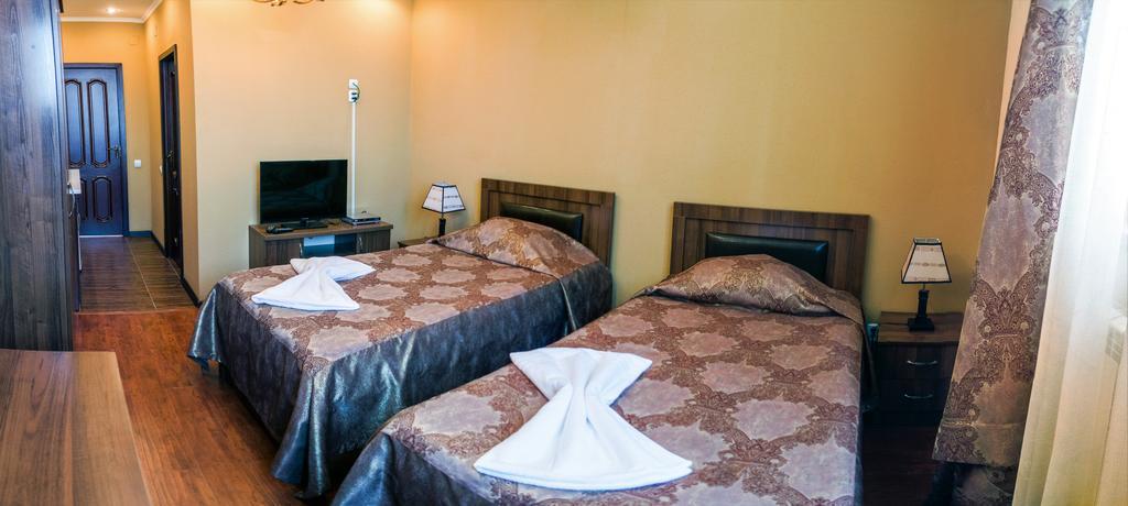Bishkek Villa Hotel エクステリア 写真